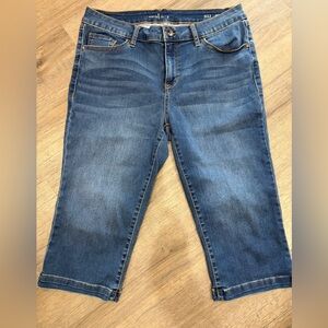 Natural Reflections Relaxed Fit Crop Jean